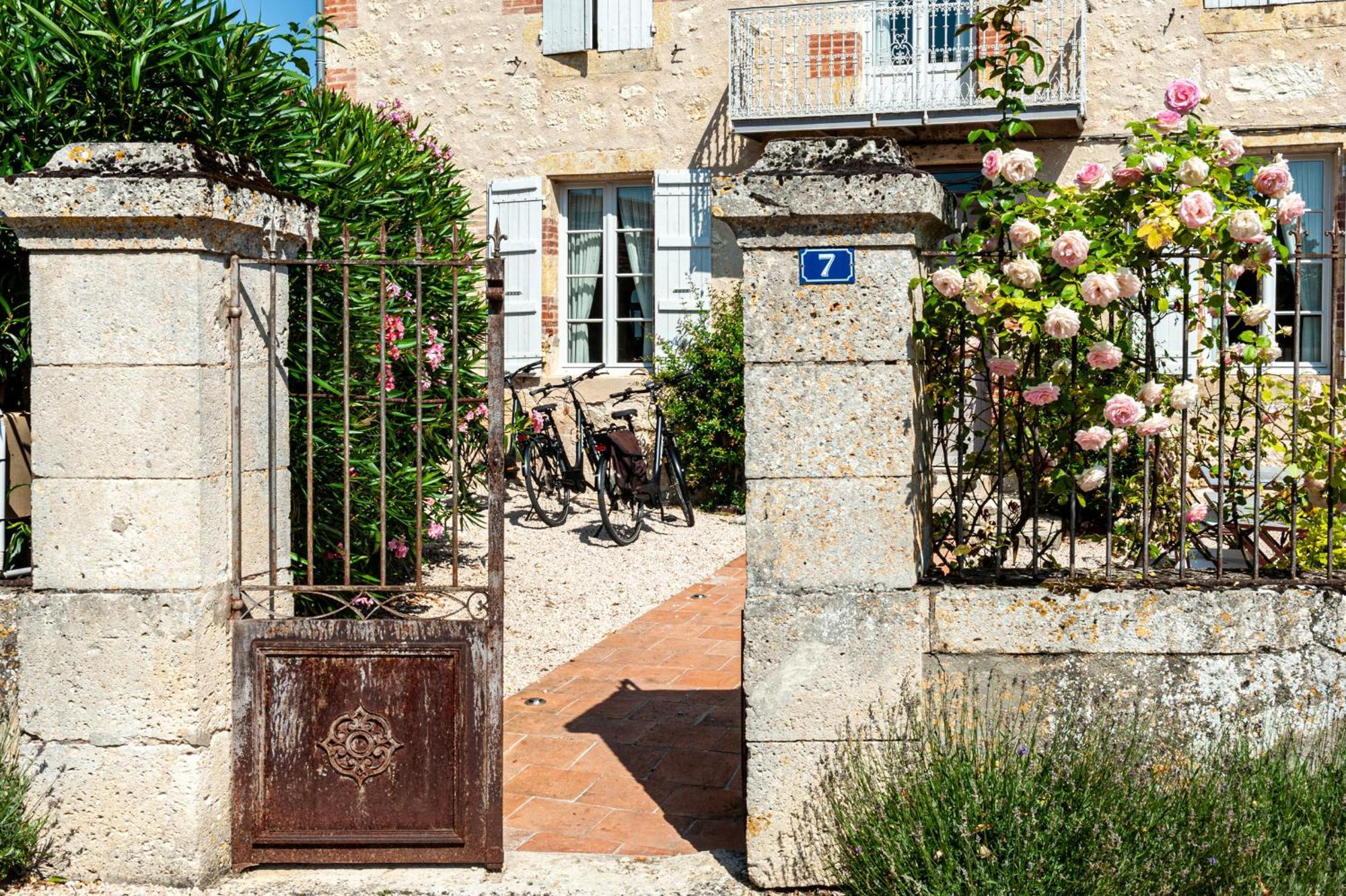 B&B La Mirande De Saint-Clar 外观 照片